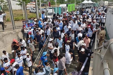 fans protest
