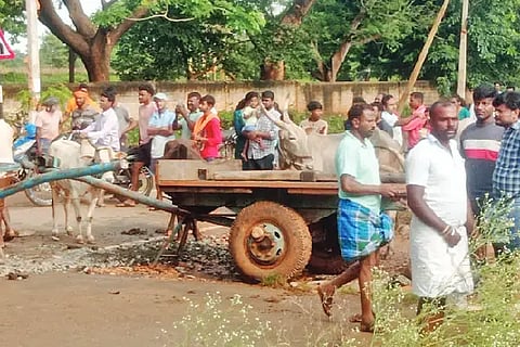 Protested Kadarmandal Villagers