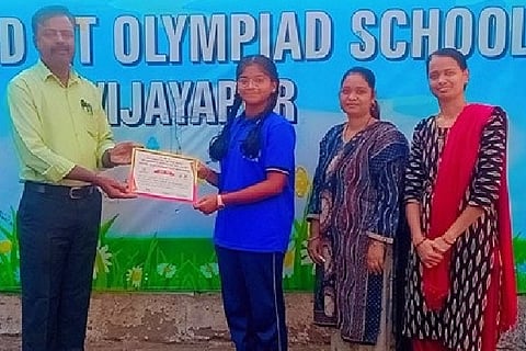 First place for Meenal Kandekar
