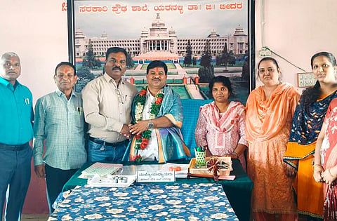 Pandurang Beldar Sanman At Yarnalli School