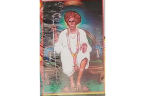 Aralichandi, Shivappa Mutya, Shivayogeshwar, Basavanbagewadi, Mini Vidhana Soudha, Basavatheerth, Puravantaru, Ayyappa Swami Maladharis