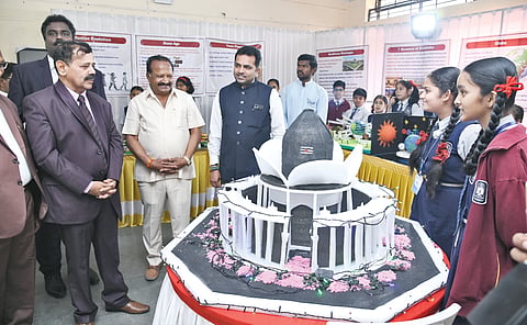 Chandrakant patil (1)