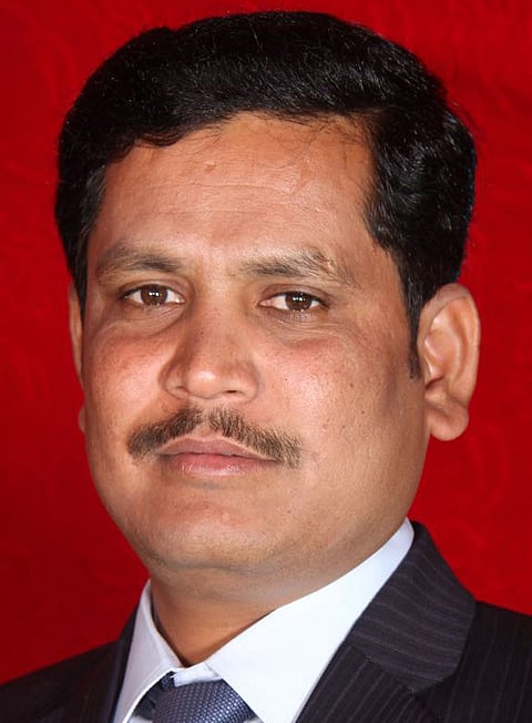 Dr Roopesh ekalkar