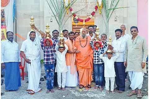 Dr. Vishwaradhya Shivacharya, Madivaleshwar Math, Brahmadevanamdu, Maganageri, Sindagi, Honnalli, Veeraghantai Madivaleshwar,