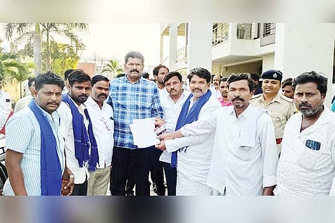 Karatagi Minister Shivaraj Thangadagi appel to DSS