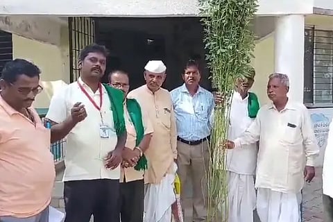 Protest demanding compensation for Togari crop damage