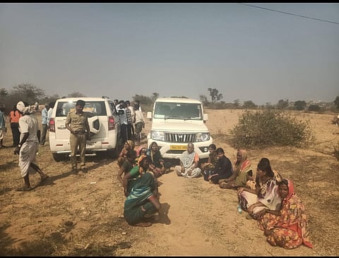 District Koppal Villagers Surveyb Obstacle