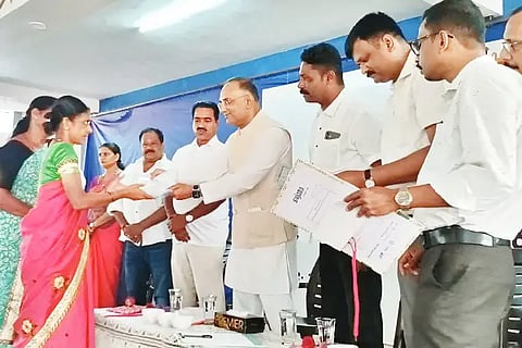 Mbd_Hakku Patra