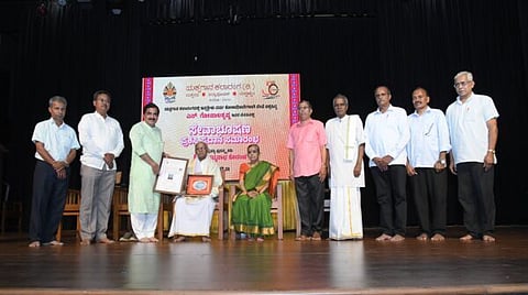 Award Lead