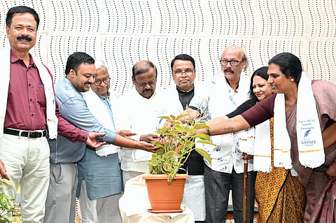 dvg-akshara-habba.jpg