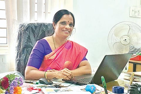 dvg-prof.-Gayatri-Devaraj.jpg