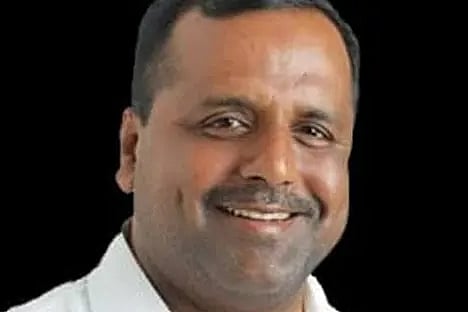 khadar.jpg