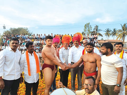1blh2 ಕುಸ್ತಿ