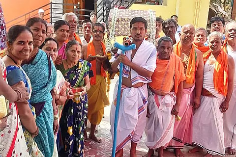 Kamadhenu Gururaya of Kaliyuga