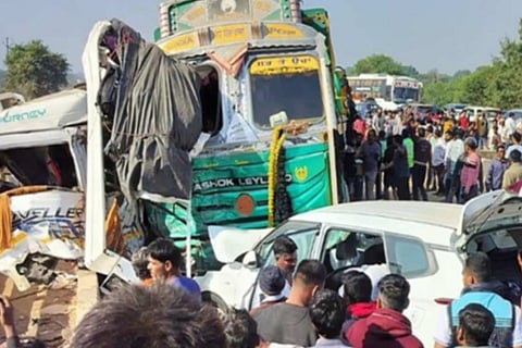 Madhya Pradesh 8 killed several injured in head on collision between SUV and truck in Sidhi