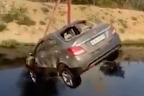 Man blind trust in Google Maps leads to death Car falls into 30 foot sewer