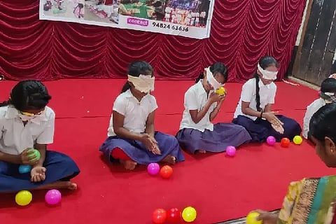 Sub_Blindfold