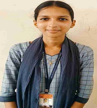 1 ದಿವ್ಯಾ ಎಸ್ ಯಲಿಗಾರ್