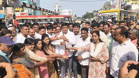 Development work begins at Holalu Circle Mandya