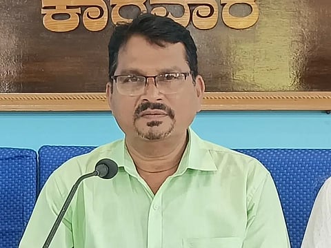 Dr Gajendra Naik