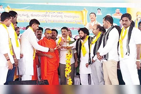 Kurugodu Sangolli Rayanna statue opening