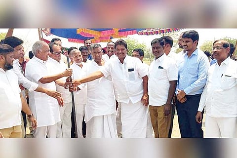 Manvi road development