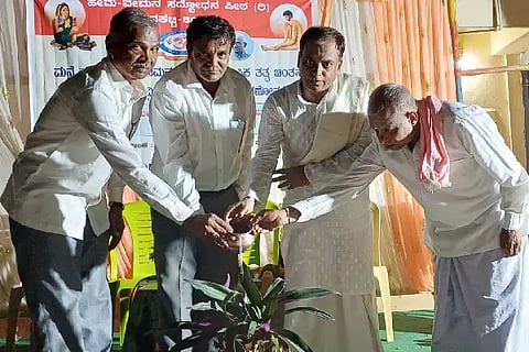 The life of the Mahatma is a model for society