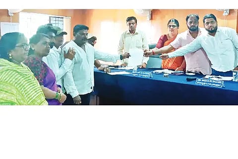 Ylp Manavi