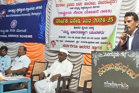 Farmers appeal to Tahsildar for crop insurance