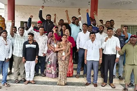 Pen stalled in Mudhol