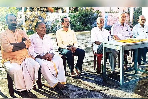 Sandur Taluk Brahmin Society meeting