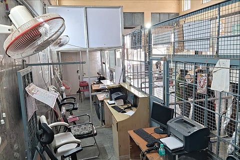 The number of DEO posts in hospitals is limited issu in Kolara
