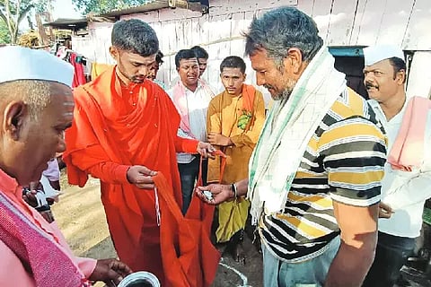 The priests who begged for evil deeds