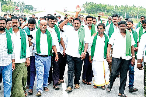 dvg-raitha-sangha.jpg