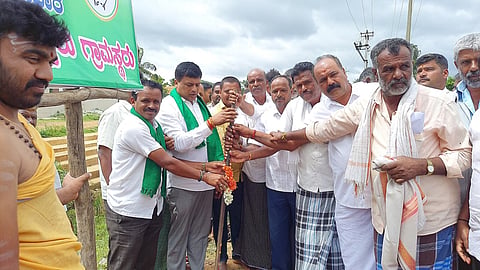 Demand to stop Hemavati Express Canal work Mandya
