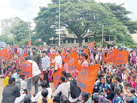 24blh4 abvp news