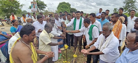 Road development work started Mandya