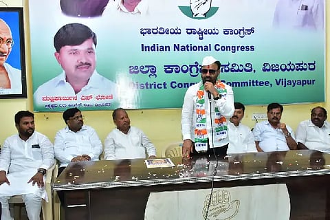 SANTOSH LOD VISIT CONGRESS OFFICE