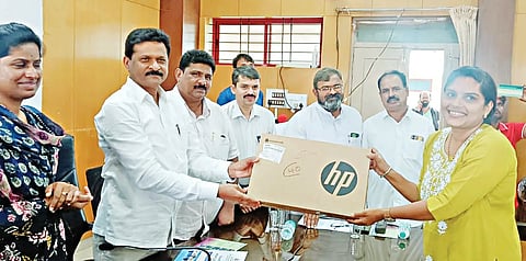 SIRSI LAPTOP