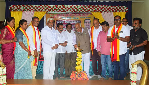 Symposium Mandya