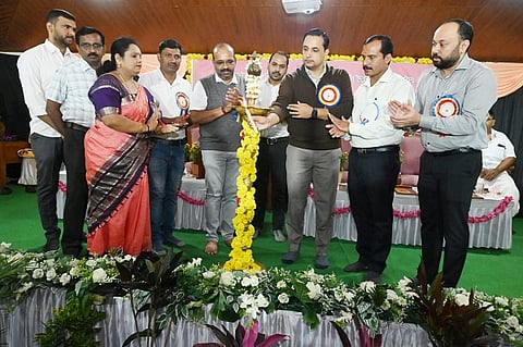 devaraj aras