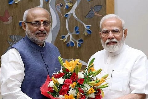 ವಿಜಯವಾಣಿ (60)