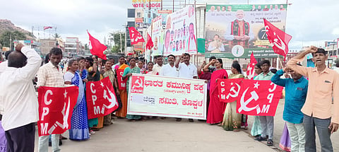 district koppal cpim protest basanagouda patil yatnal