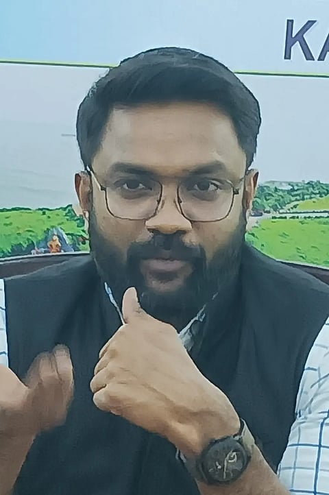 Dr.dilish Shashi