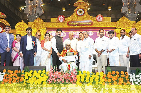 Hindustani singer Venkatesh Kumar was presented with the State Sangeet Vidwan Award.