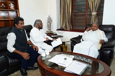 Ministers Visit CM