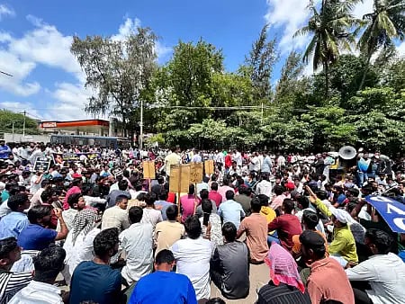 Protest demanding filling of vacant posts by submitting a petition to the state government through the District Collector
