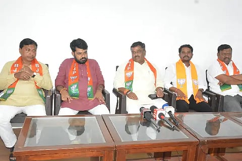 VIVEKANANDA DABBI PRESS MEET