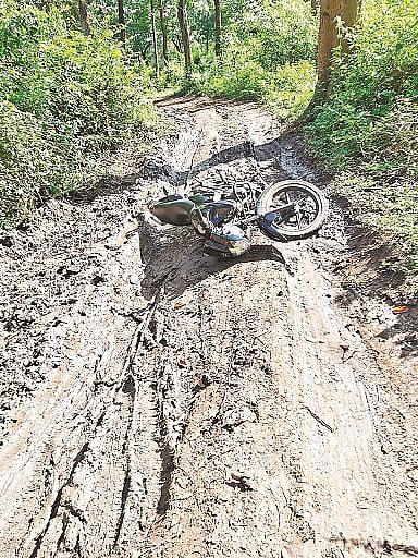 ಬೈಕ್ ಜಖಂ ಆಗಿರುವುದು.