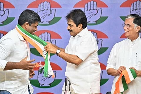 ವಿಜಯವಾಣಿ (35)